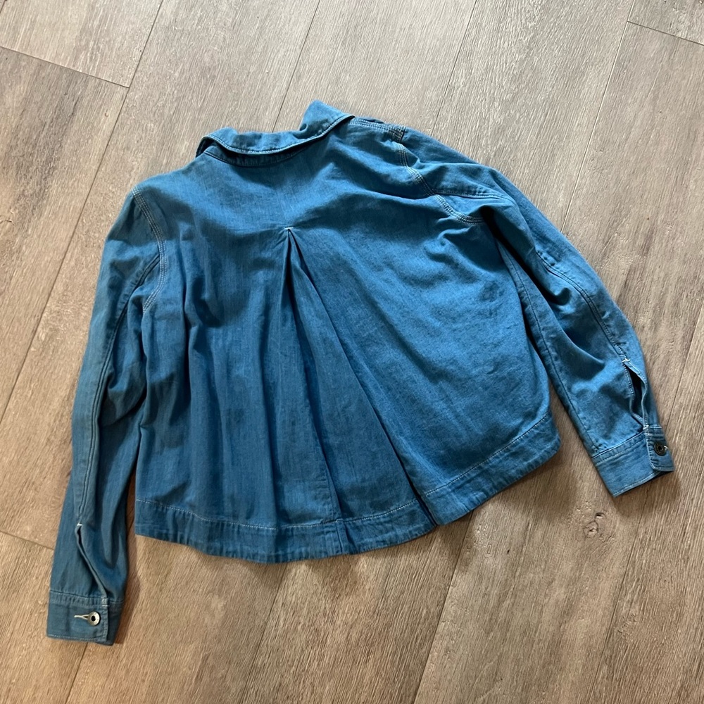 LL Bean Signature Chambray Jacket - Picture 2 of 3